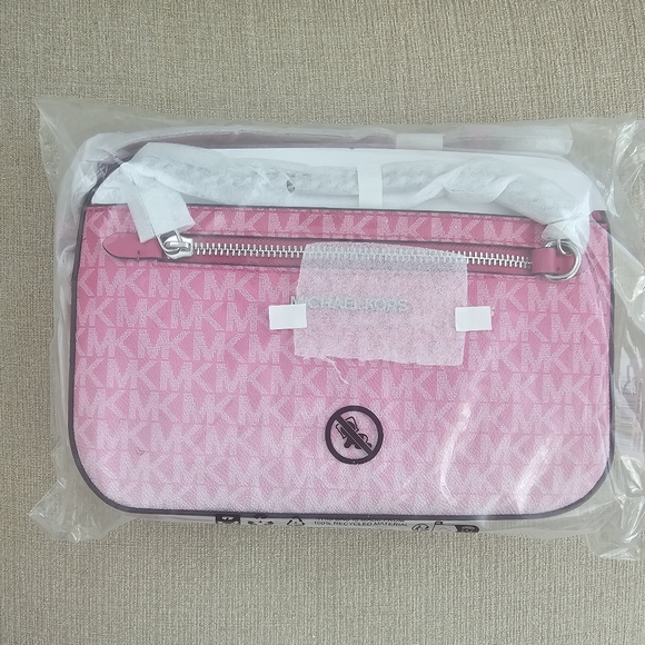 Brand New Authentic Michael Kors Pink Women's Bag - Picture 1 of 8
